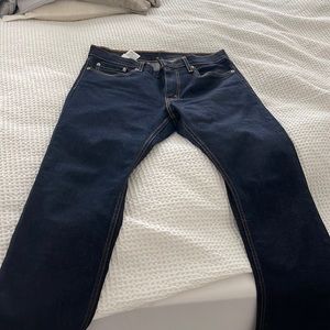 Levi’s 511. New. Never worn. Husband just doesn’t like the fit